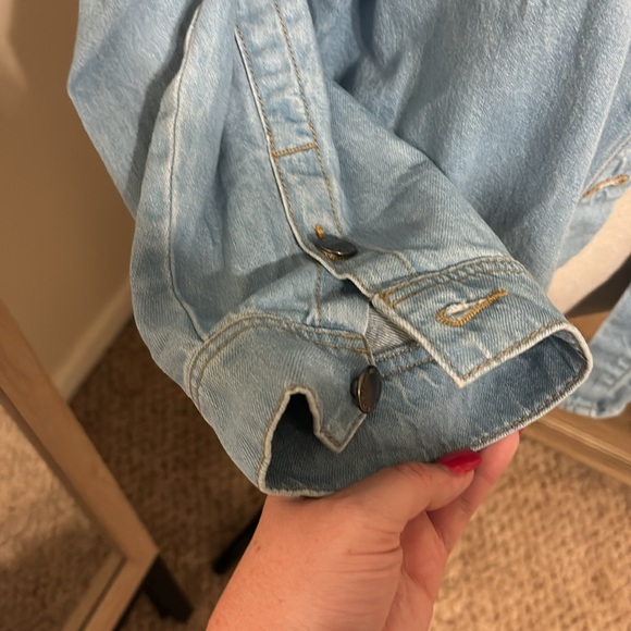 Denim Shacket - Picture 2 of 5